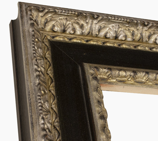 743.602 cadre en bois à la feuille d'argent avec gorge noire mesure de profil 100x53 mm Lombarda cornici S.n.c.